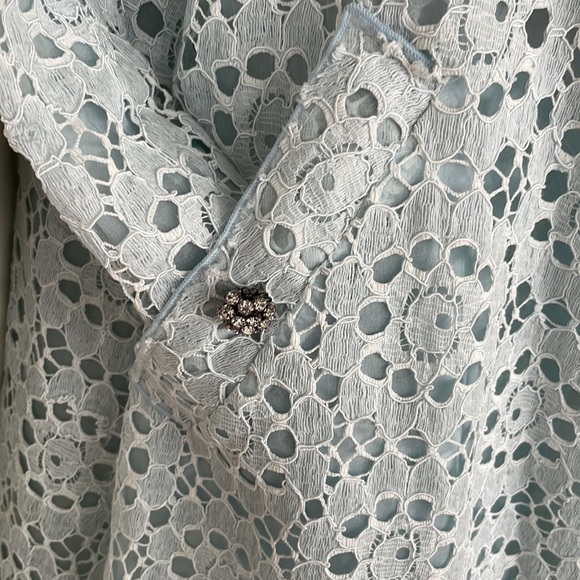 Dolce and Gabbana long lace jacket - Picture 3 of 9